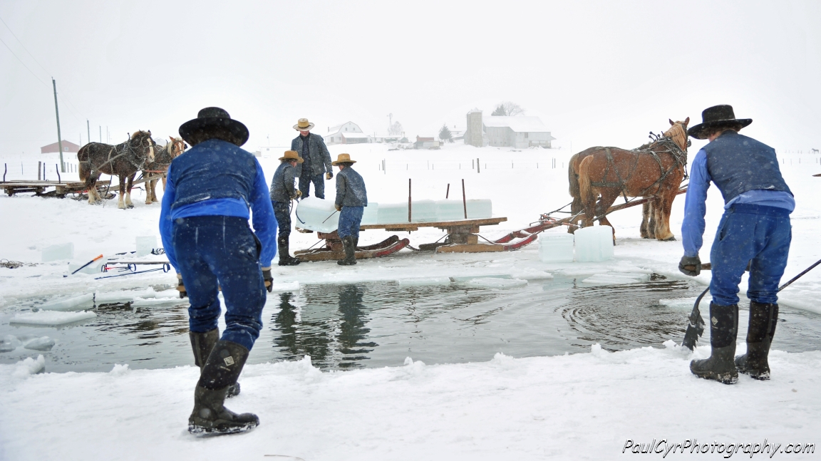 amish ice cutting 4