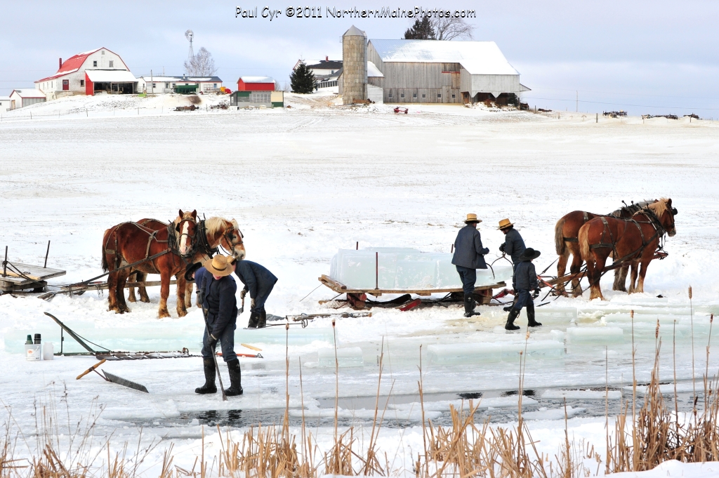 amish ice cutting 4