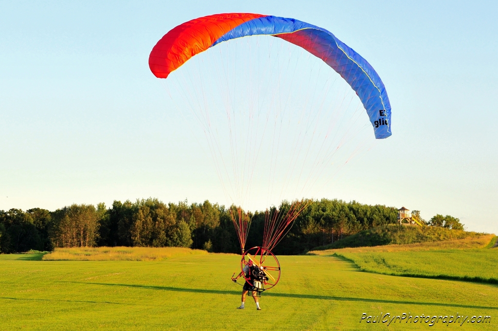 powered parachute 15